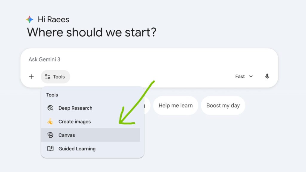 Students learning practical online marketing strategies